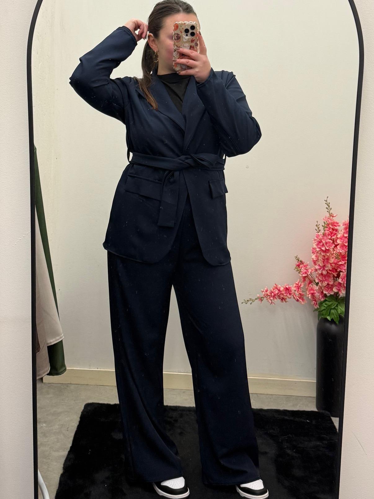 Ensemble 2 pièces blazer ceinturé & pantalon