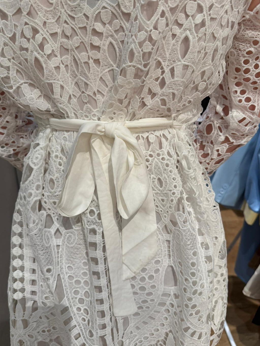Gilet Robe en dentelle