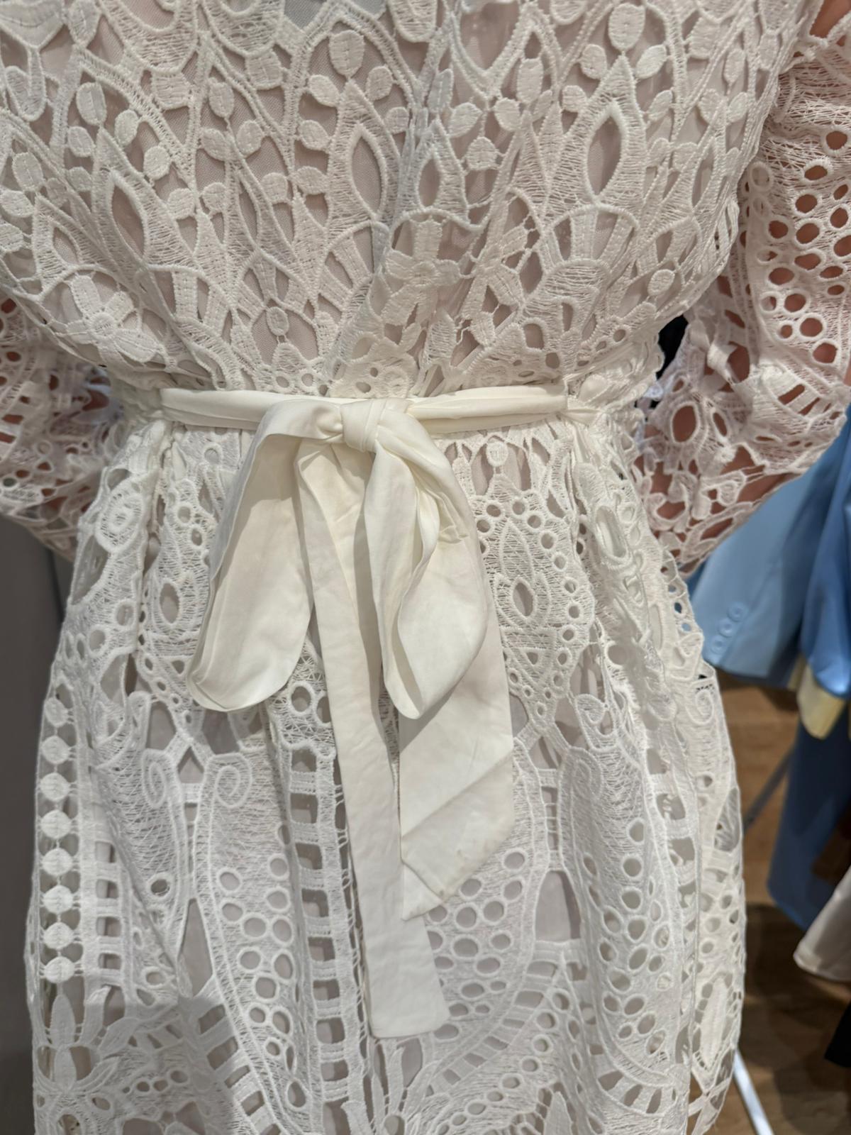 Gilet Robe en dentelle