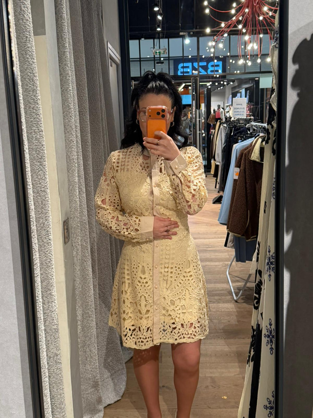 Gilet Robe en dentelle