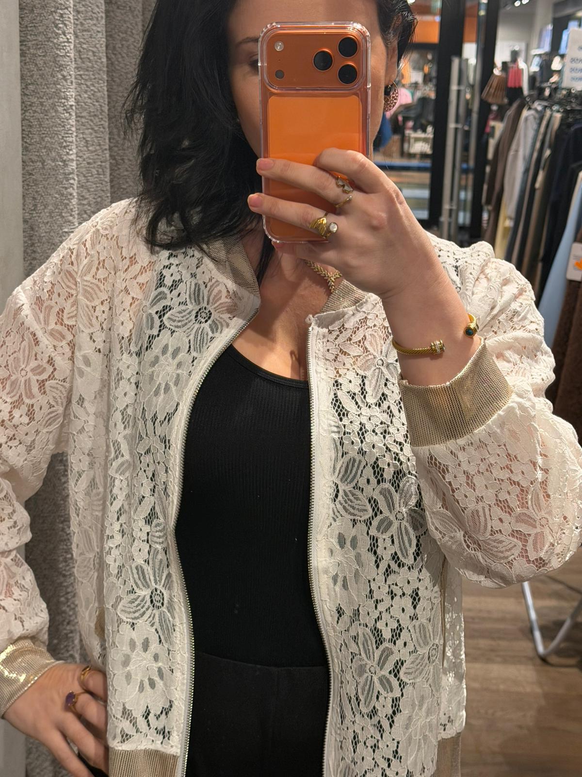 Veste en dentelle