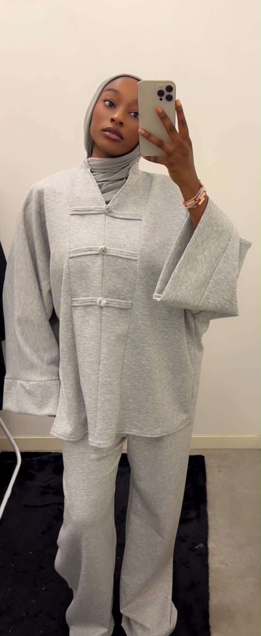 Ensemble jogging oversize brandebourgs